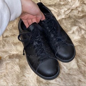 All black adidas Stan smith sneakers